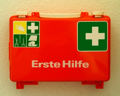 Bild eines Verbandkasten für Erste Hilfe